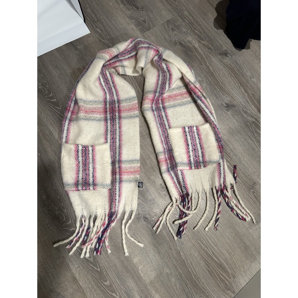 Women's Scarf - Picture 2 of 2